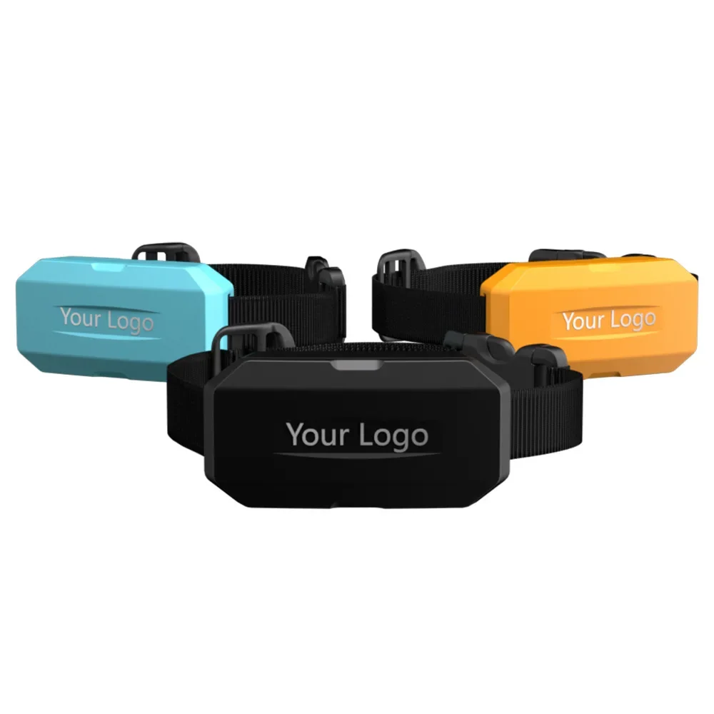 a Pet GPS Tracker Collar Real Time Location Tracking Anti Lost Dog Cat Locator Pet Tracking Device with Mobile APP Control