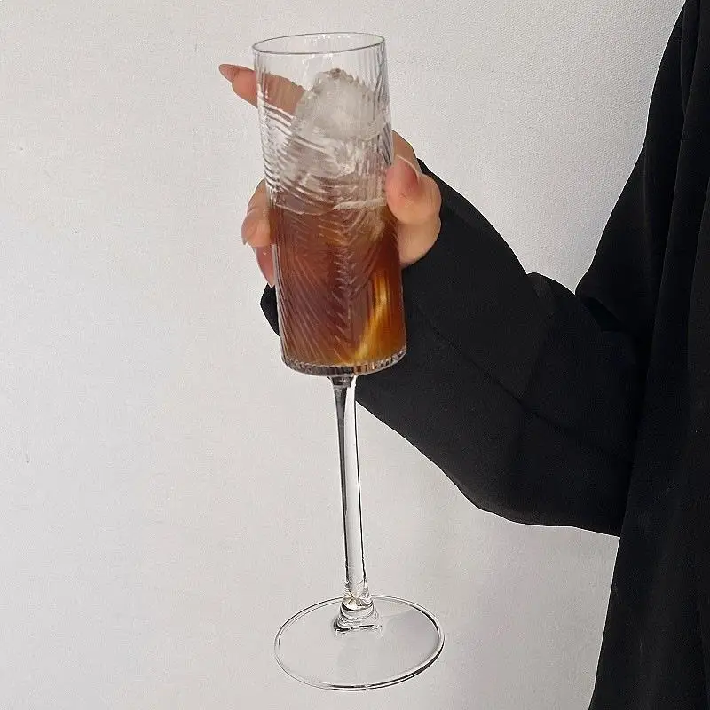 NEW Hot！Transparent Striped Plastic Goblet Unbreakable Wine Glass Luxury Cocktail Champagne Cup For Party Drinkware