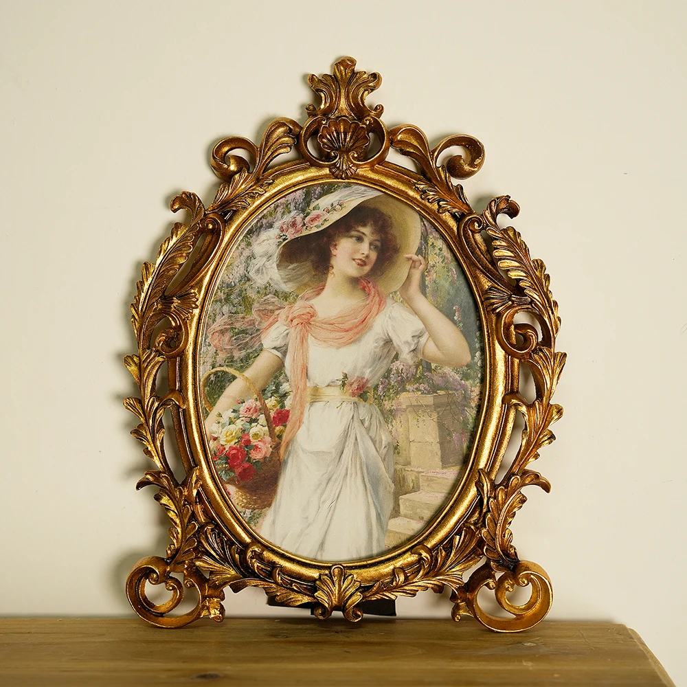 1 PCS 5 inch 6 inch 7 inch Relief Hollowing Resin Photo Frame Carved European Antique Old Oval Resin Home Furnishing Creative Ph