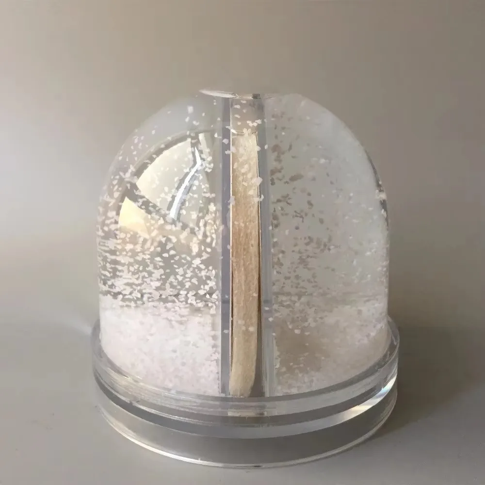 Thumbnail 4 - #5 Latest Snow Globes Offers