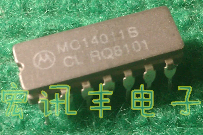 MC14011BCL  IC CDIP-14 IC!      10PCS