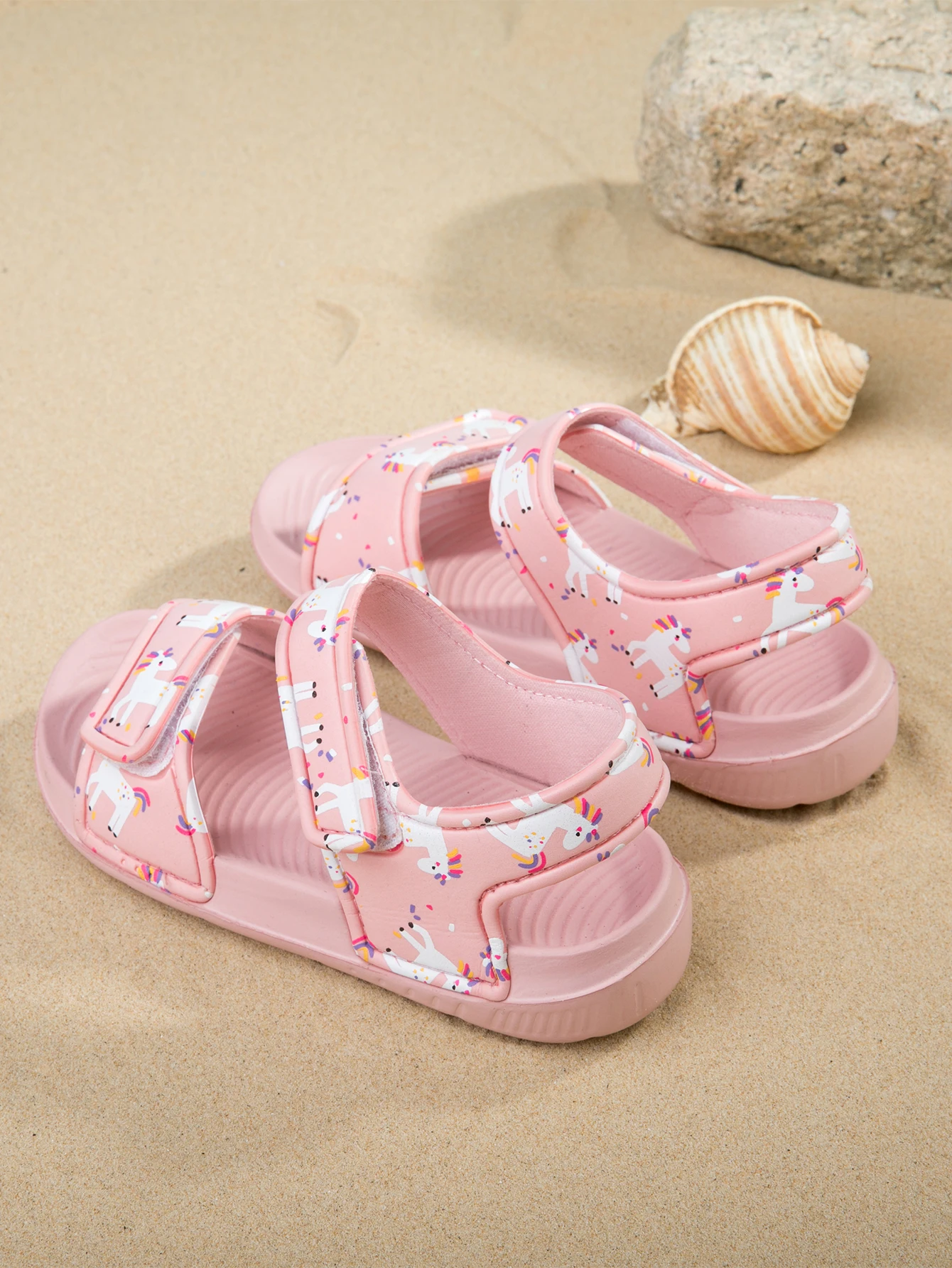 Summer Girls Fashion, Leisure, Comfortable Outdoor Beach Soft Sole Velcro Sandals