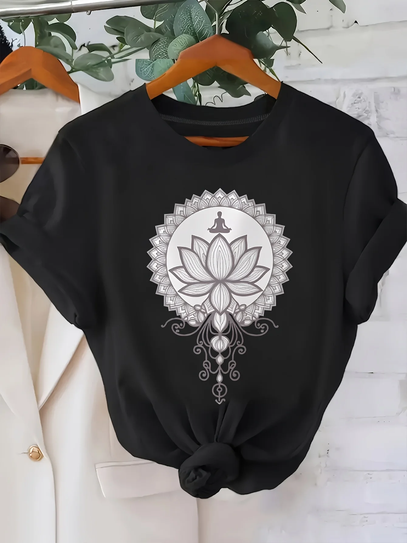 Breathable Women's Mandala T-Shirt Crew Neck Micro Fit White with Intricate Black for Lotus Design Harajuku Short Sleeve Casual