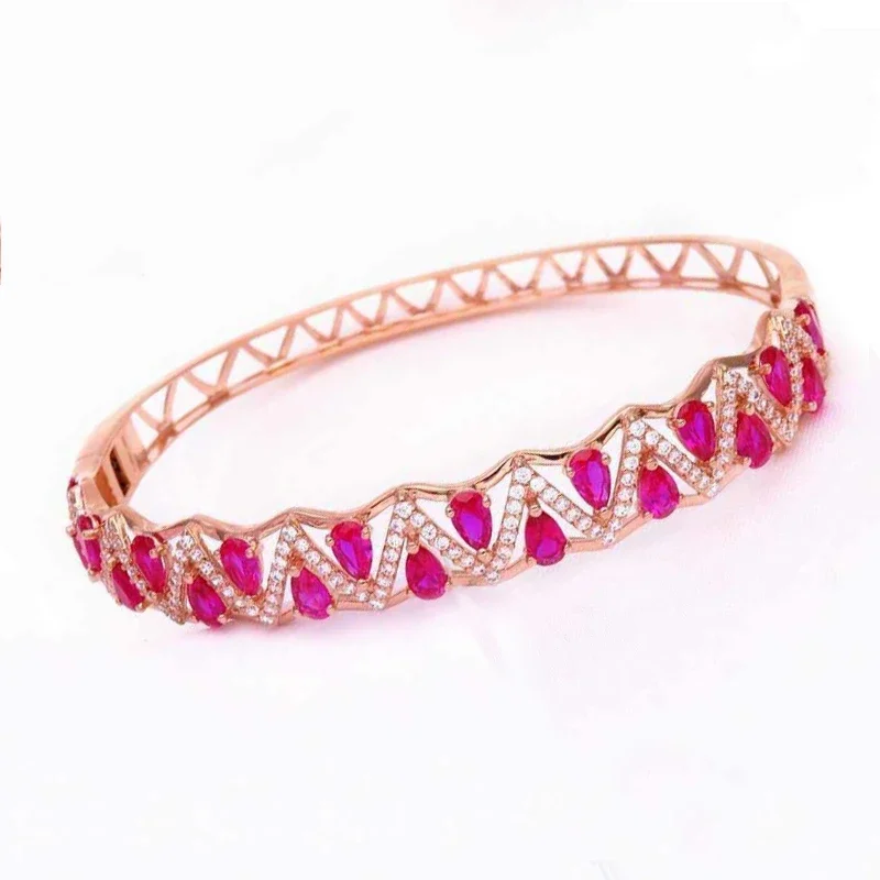 Inlaid Geometric Ruby Crystal Craft Jewelry Luxury Sweet Engagement Plated 14K Rose Gold Charm Bracelet for Women