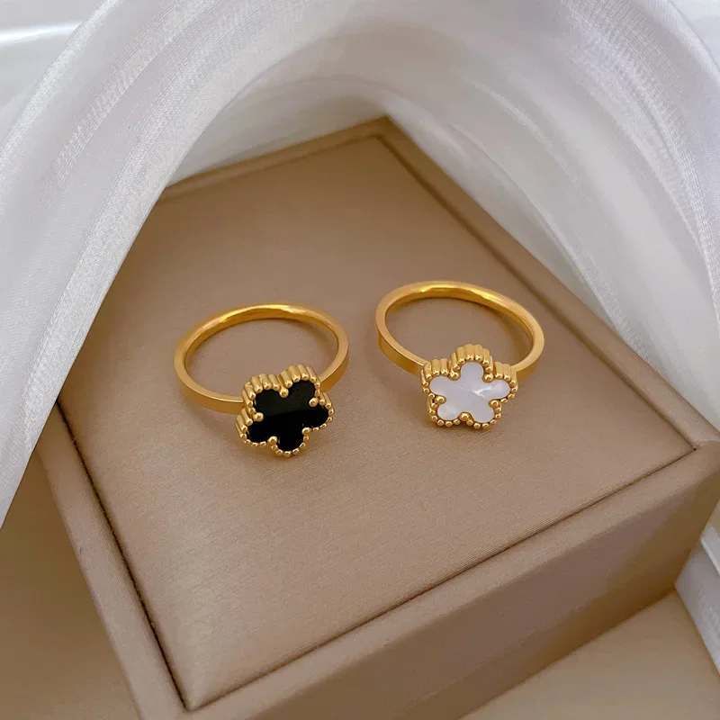 Delicate Stainless Steel Flower Ring For Women Romantic Plum Blossom Five Leaf Petal Finger Rings Fashion Aesthetic Jewelry Gift