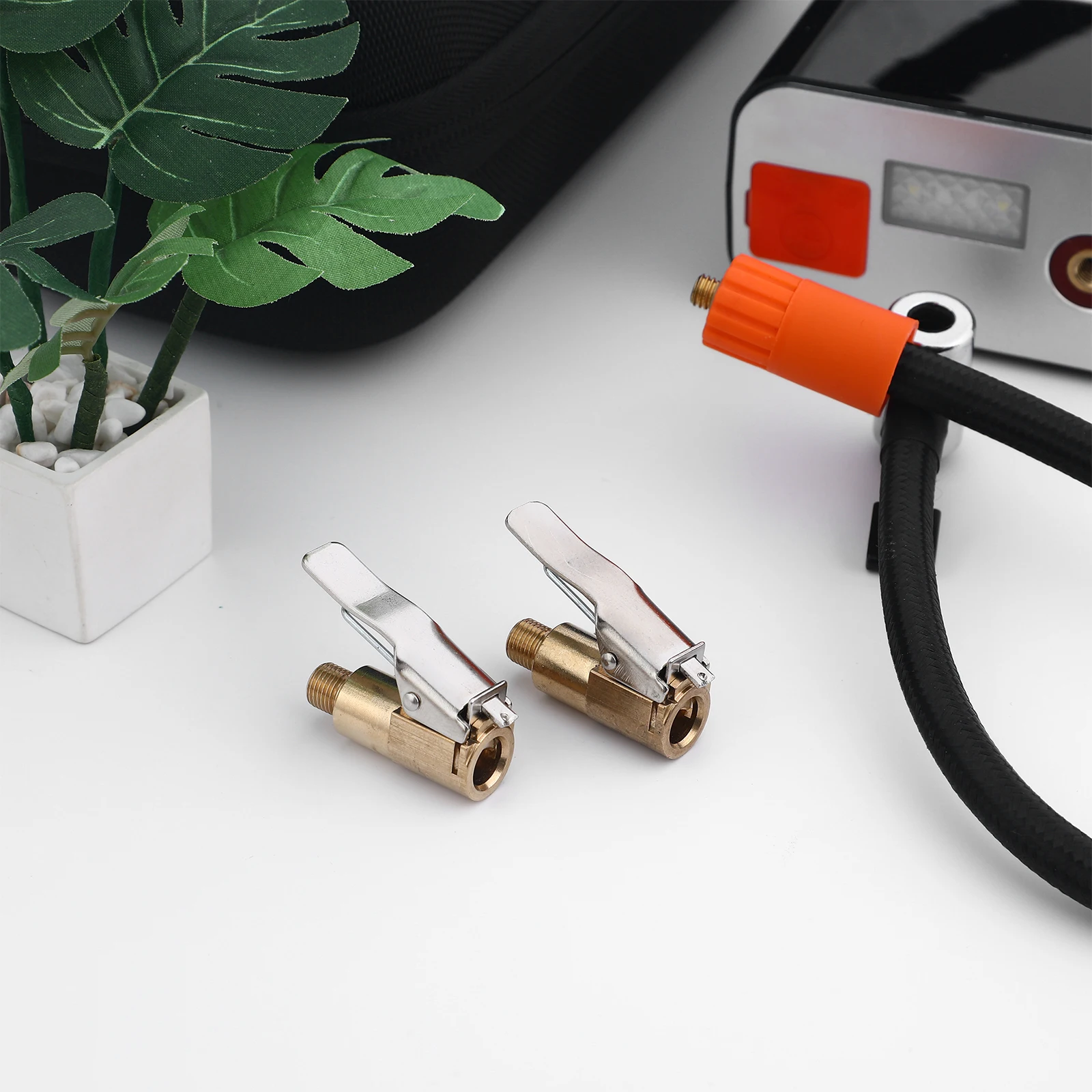 

2pcs Quick Clamp Tire Air Chuck Locking Inflator Nozzle Durable Copper Reliable Seal Thread Fittings For Car Motorcycle Bike