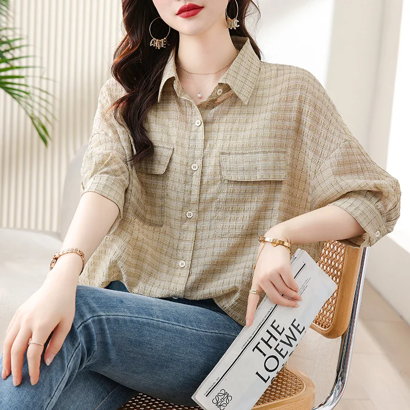 

2023 Women's Khaki Silk Polo Collar Shirt Summer New Plaid Print Short Sleeve Shirt Loose Large Slim Irregular Long T-shirt