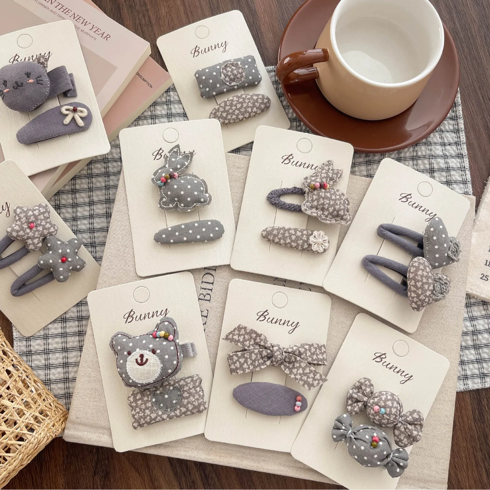 light-gray-floral-bear-children's-hair-accessories-lace-rabbit-love-hairpin-cute-five-star-headgear-side-clip