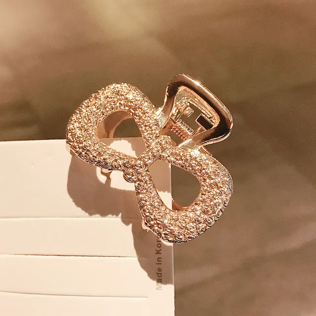 Multi Style Gold Metal Hair Claw Clips Hollow Geometric Butterfly Jaw Clips Strong Hold Non Slip Hair Crab Clamp for Women Thick