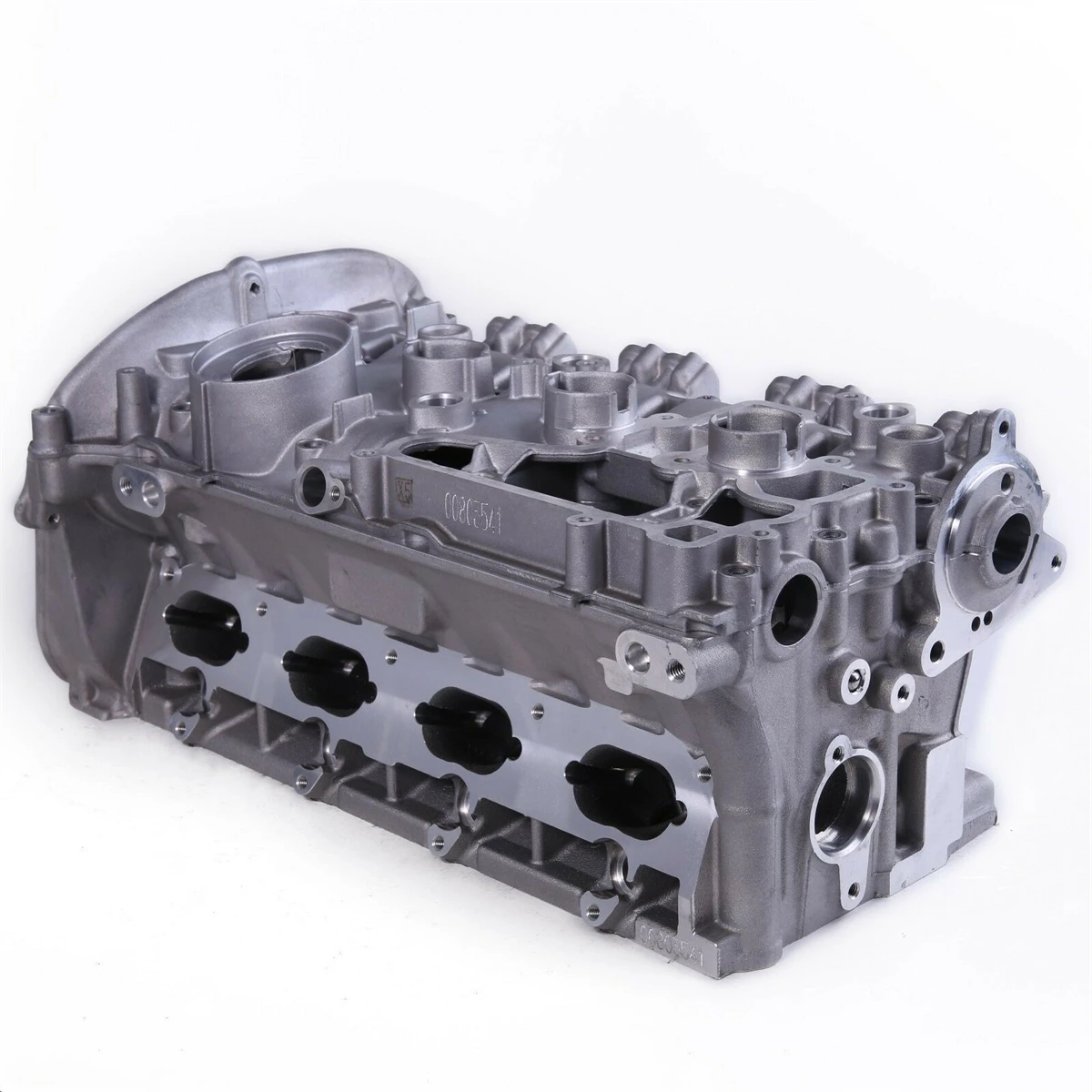 06H103064L EA888 2.0T Engine Cylinder Head & Valve For Audi A4 2008-2015 , A5 2010-2017, A6 Quattro 2011-2014, Q5 CAEB CDNC CDNB