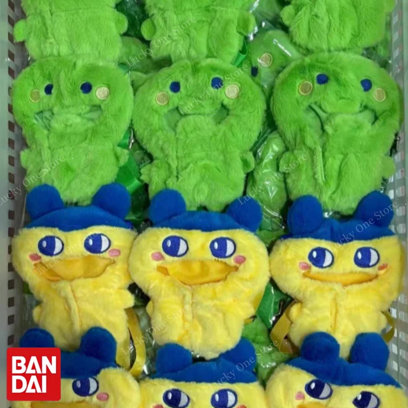 

Плюшевая сумка-кроссбоди Bandai Tamagotchi Style Hero с регулируемым ремнем, милый мультяшный аксессуар для хранения, для фанатов, для повседневного использования