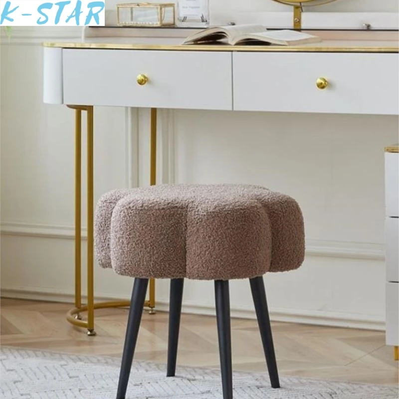 

Lamb Velvet Makeup Stool With Ins Style High-end Feel Light Luxury Cloud Stool Simple And Fashionable Bedroom Dressing Stool New