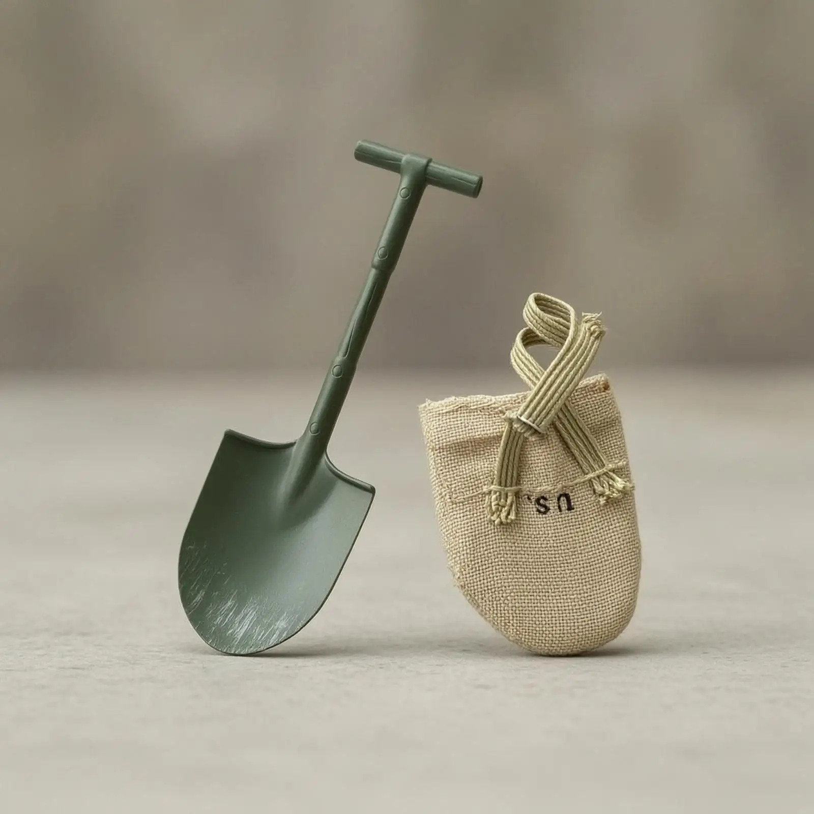 Miniature with Pouch WWII Style Entrenching Tool Cover Portable for Hobbyists
