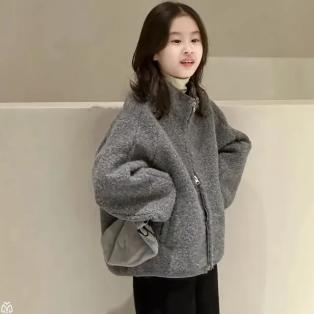 

Girls' outerwear for autumn and winter, 2025 new style, medium to large children's wool sweater, stylish lamb wool jacket