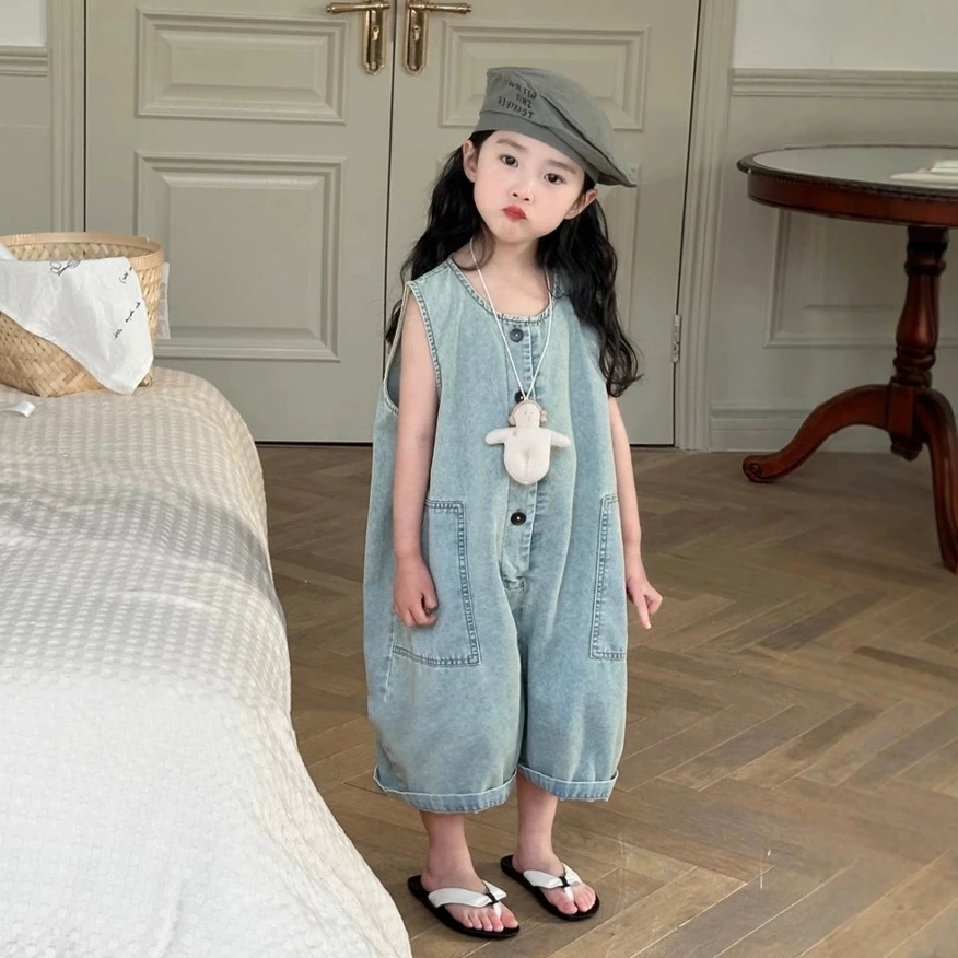 2025 Summer Girls' Cowboy Cute Jumpsuit Large Pocket Korean Retro Style Cute Baby Boy Fashion Calf-Length Rompers