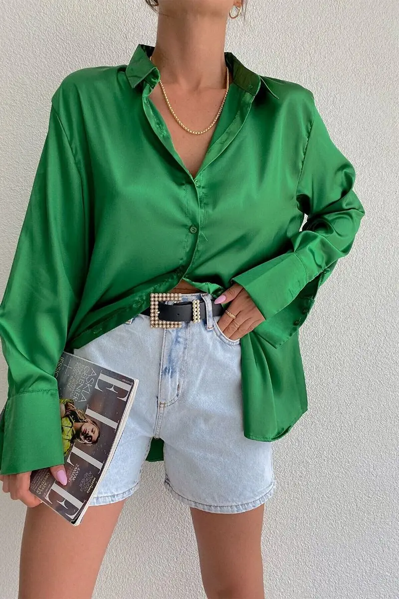 Frauen Grün Oversize Satin Hemd
