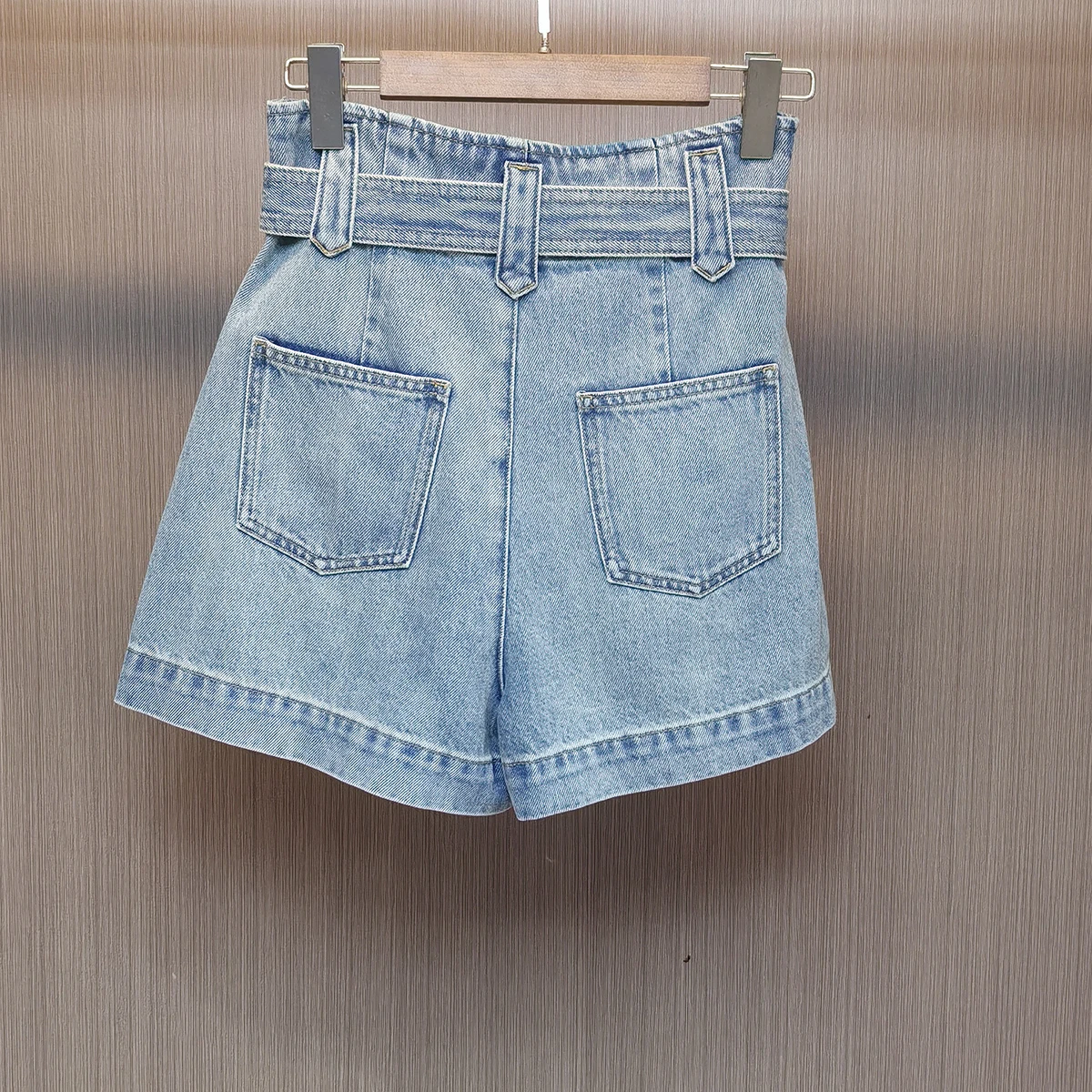 Women's 2025 Summer New Fashion Shorts Female Chic Waist Bag Pocket Wide Leg Denim Shorts Women's Solid Color Denim Short Pants
