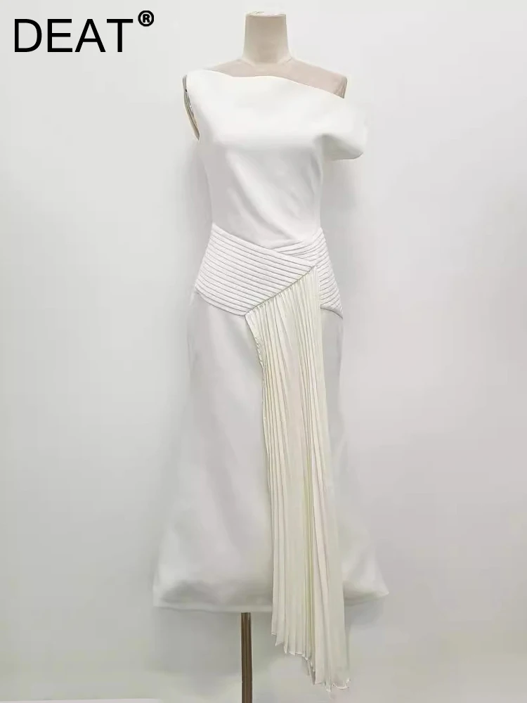 

Женское лоскутное платье DEAT, элегантное плиссированное платье с косым воротником без рукавов и высокой талией, модель 13DL193, 2024
