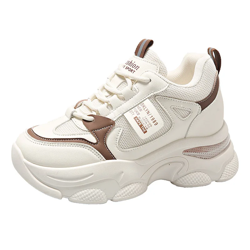 2024 New Women's Shoes Increased Heel Petite Lightweight Casual Sports Shoes Rubber Material Increased Inner Heel China Origin