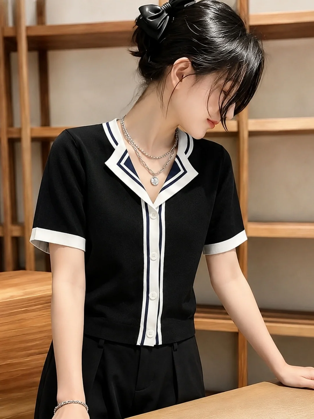 Elegant Ice Silk Knitted Loose Collar Shirt Comfortable Korean Style Straight Cut Summer Fashion Top for Young Women