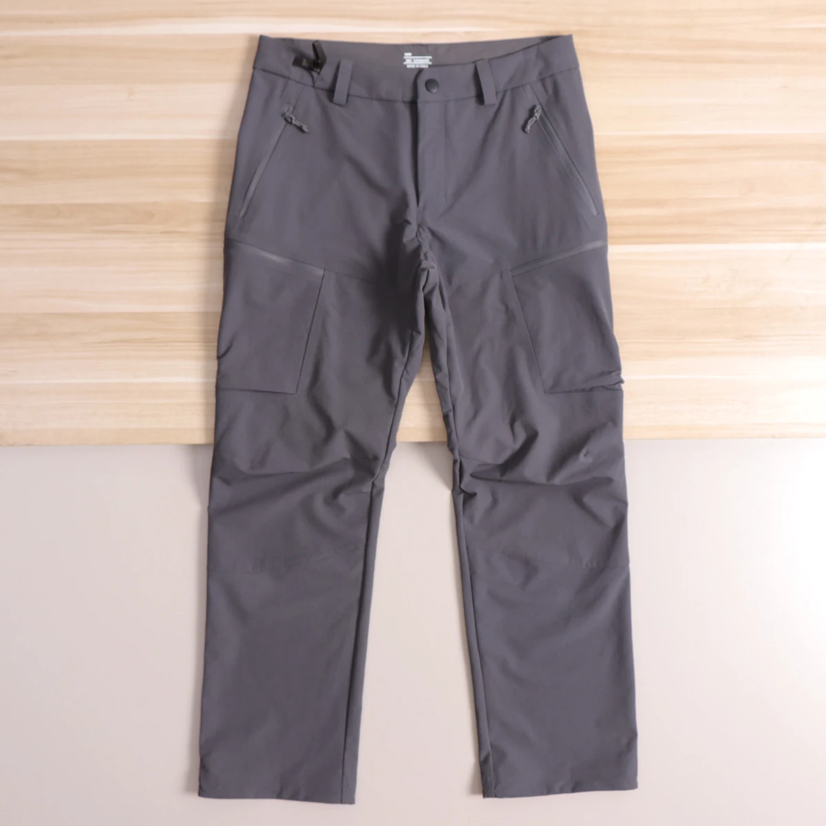Men's Outdoor Soft  Windproof Water-Resistant Early Autumn Sporty Long Trousers Casual Straight Leg Pants Nylon Fabric