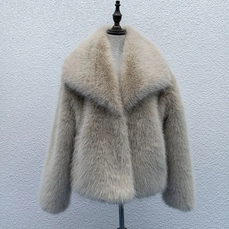 2025 New Winter Women's Fur Coat Fashion Temperament Warm Splicing Lapel Women Fur Coat Fur & Faux Fur Feminine Elegance H326