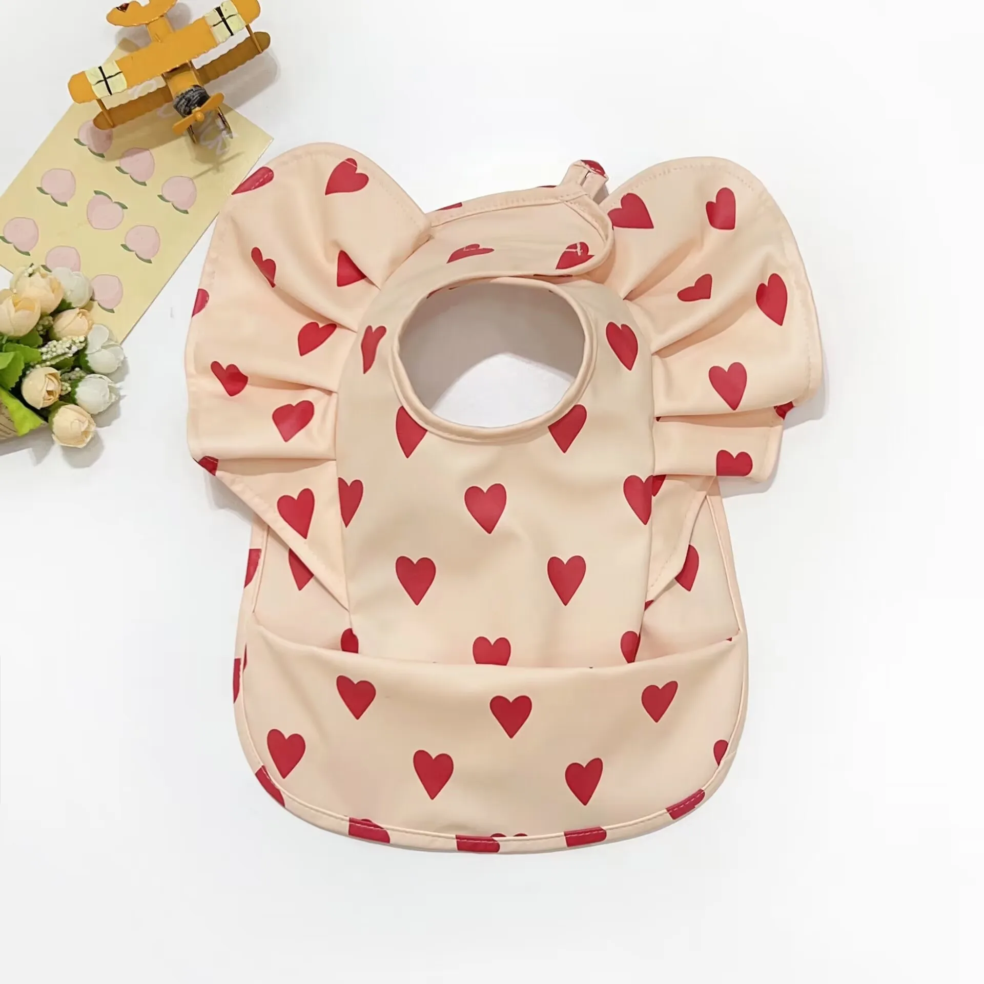 SZPAN Polyester Pu Easy clean waterproof Fabric baby bibs ruffle angel wings Catcher Toddler Waterproof Smock Apron Bib