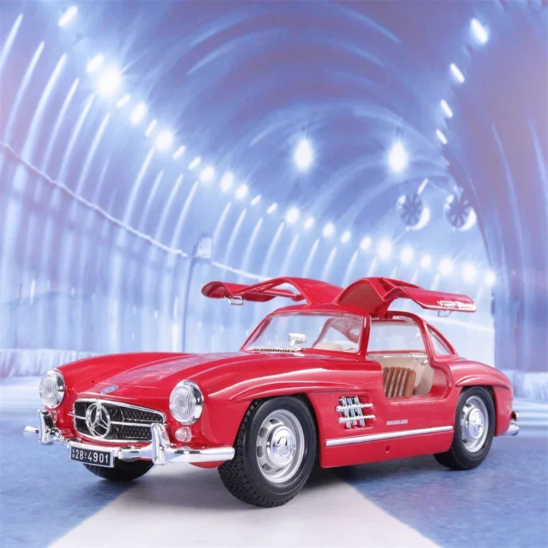 Bburago 1:18 1954 Mercedes-Benz 300 SL Sports Car High Simulation Alloy Diecast Metal Toy Car Model Collection kids Gifts B335