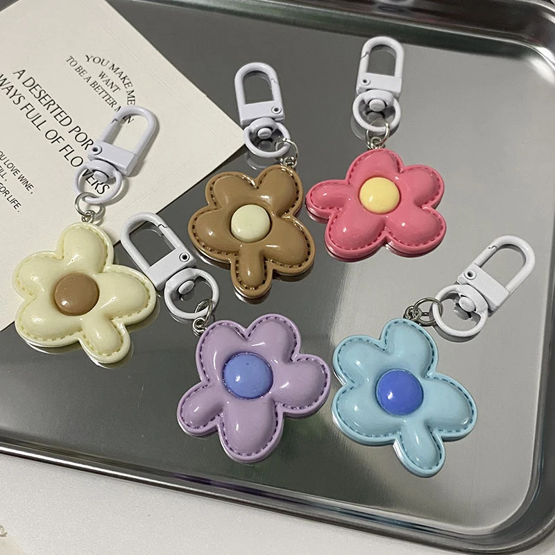 Cream Style Flower Keychain Car Keychain Bag Pendant Backpack Charm Colored Resin Accessories Autumn Key Chain Decoration