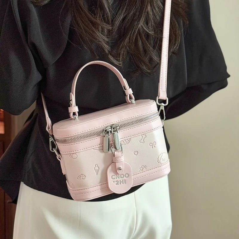 

Trendy Paris Inspired Crossbody Bag Vintage Clutch For Women Luxury Minimalist With Logo And Leisure