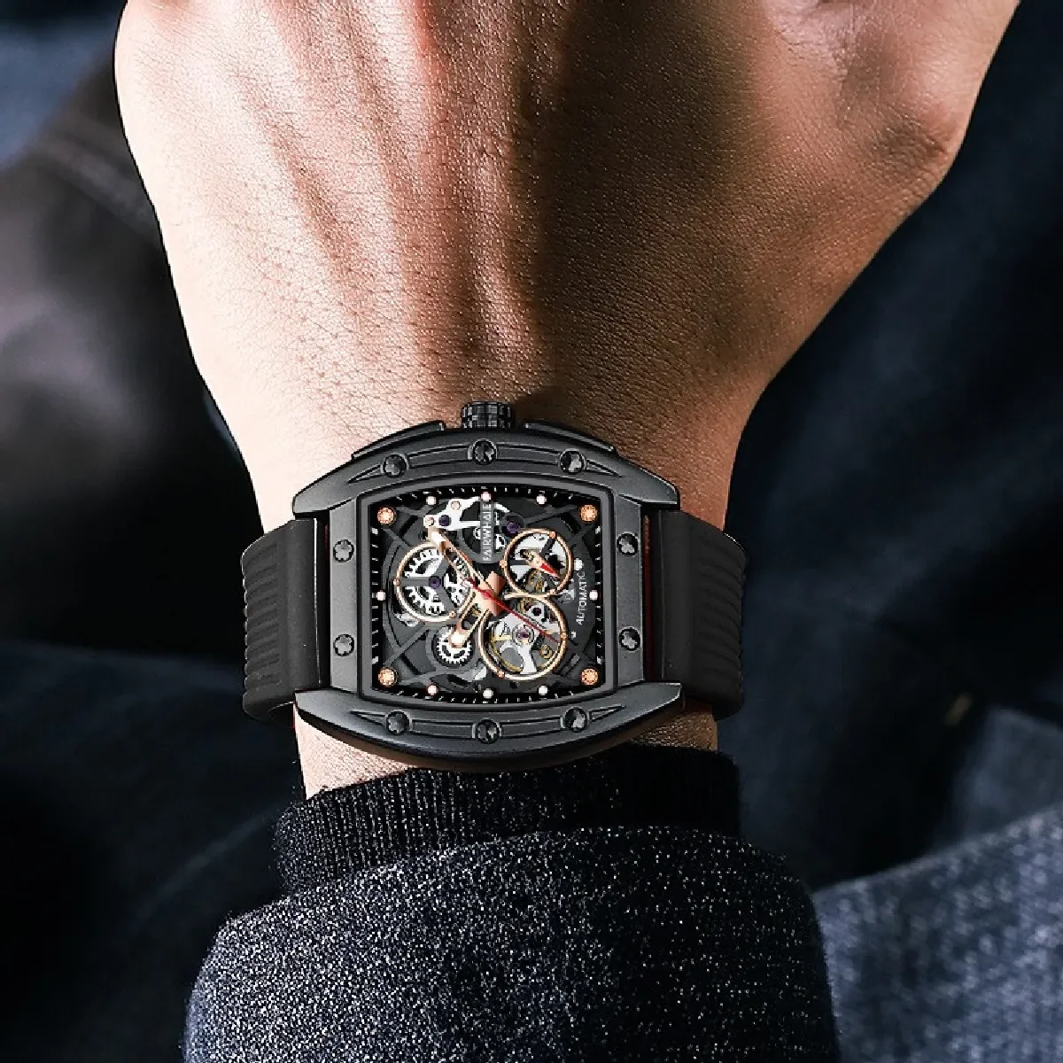 Orologi meccanici di moda cinturino in Silicone da uomo Sport orologio automatico di alta qualità orologio da polso a forma di Tonneau prodotti gratuiti doganali