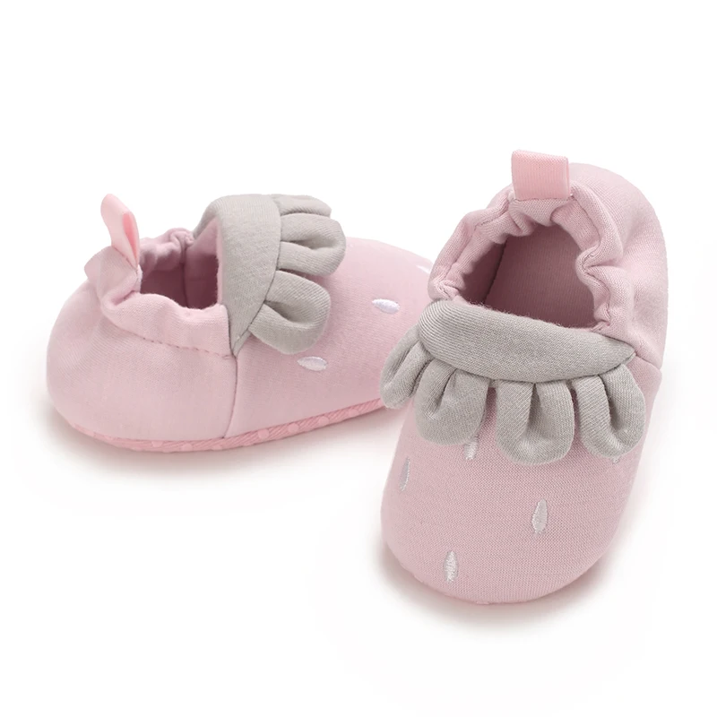 Cotton Cute Strawberry Winter Baby Booties Girl Boots Cotton Soft-Sole Non-Slip Warm Toddler First Walkers Infant Crib Shoes