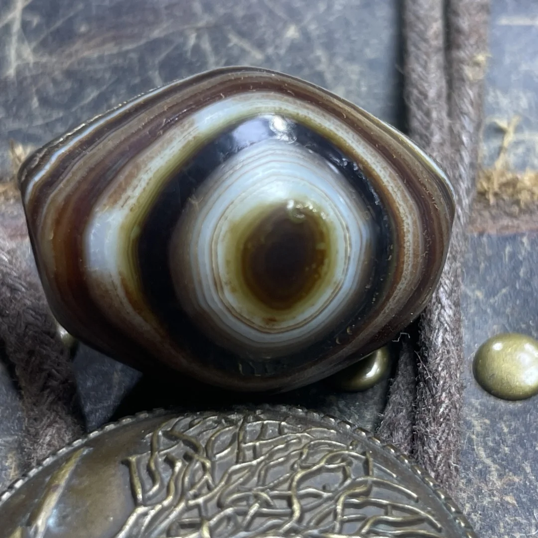 Vintage Tibetan Dzi Beads Old Agate A big Buddha's eye Totem Amulet Pendant  20x27mm