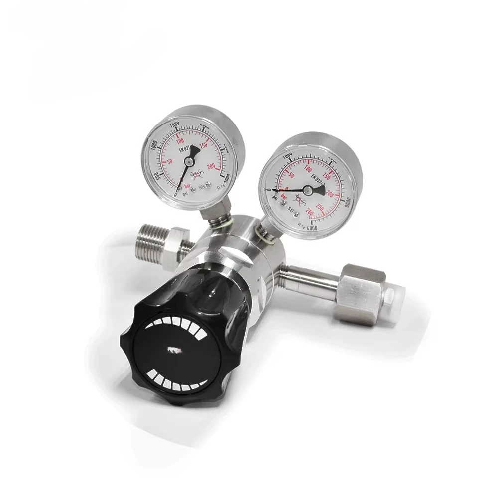 

Двухступенчатый регулятор давления с высоким расходом, сверхмощный промышленный вход 6000 PSIG, максимальный вход для сжатия химикатов и газов