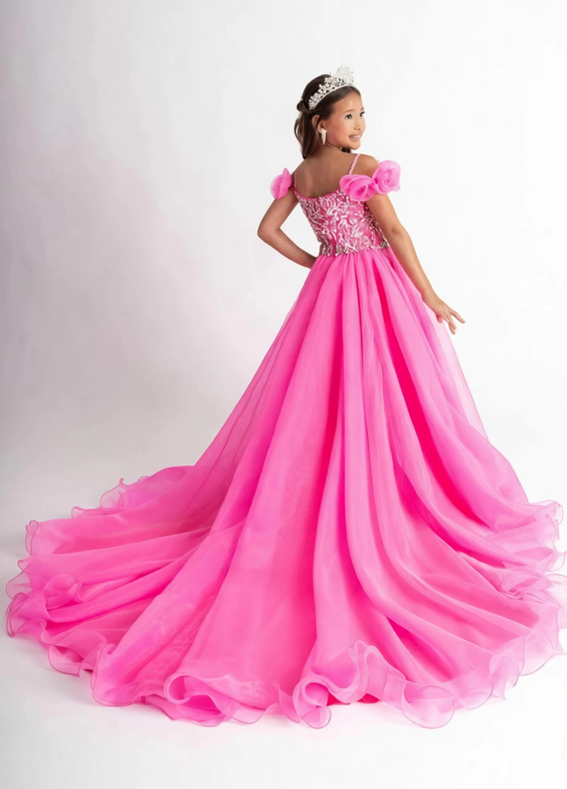 Luxury Kids Off Shoulder 3D Flower Tulle Train Pageant Dress Crystal Beaded Bodice Flower Girl Dress For Wedding Birthday Party