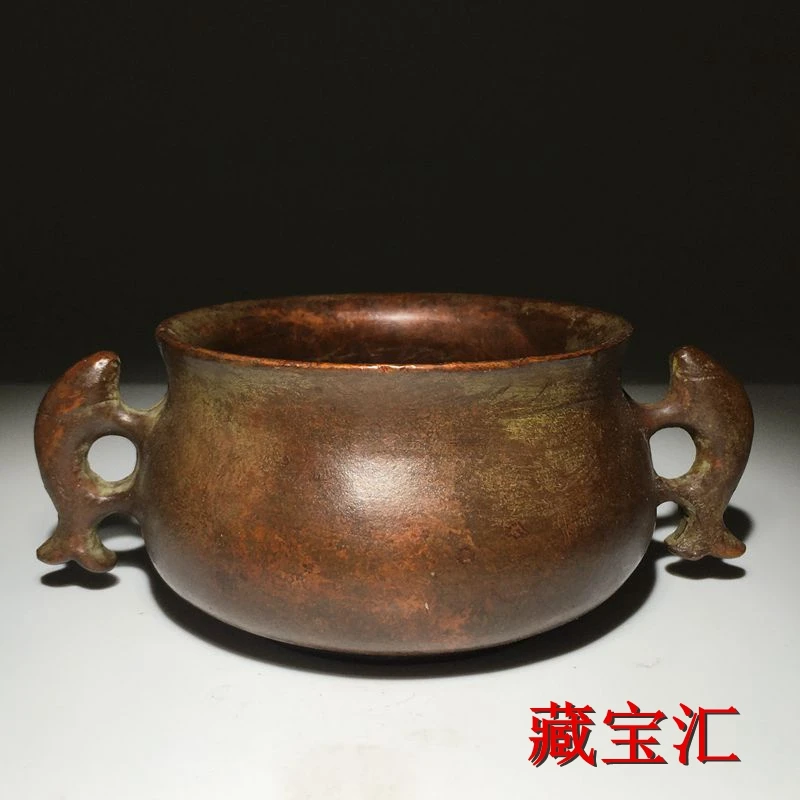 

Old goods, Ming Xuande double fish ear bronze, flat bottom copper incense burner, nostalgic objects