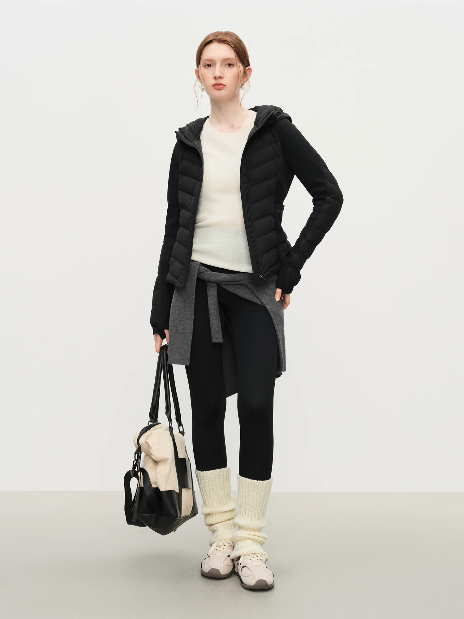 Fsle retalhos leve estiramento malha jaqueta com capuz 2025 inverno nova chegada preto curto para baixo casacos