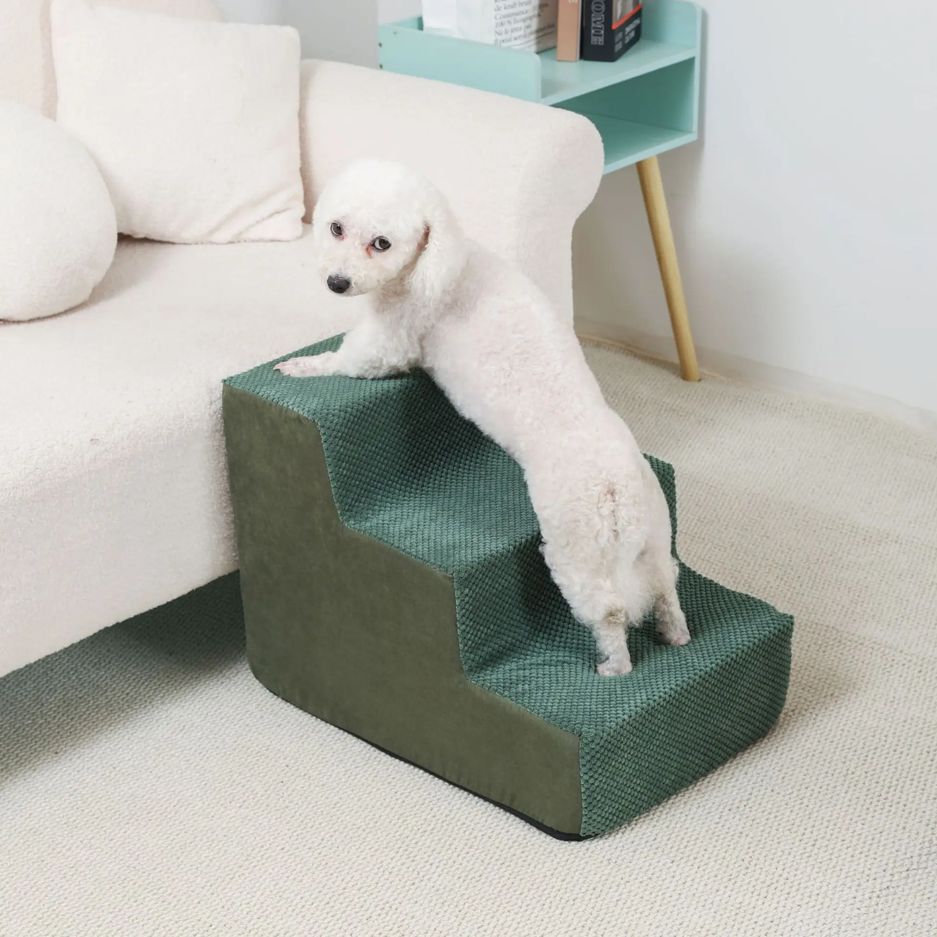 회색