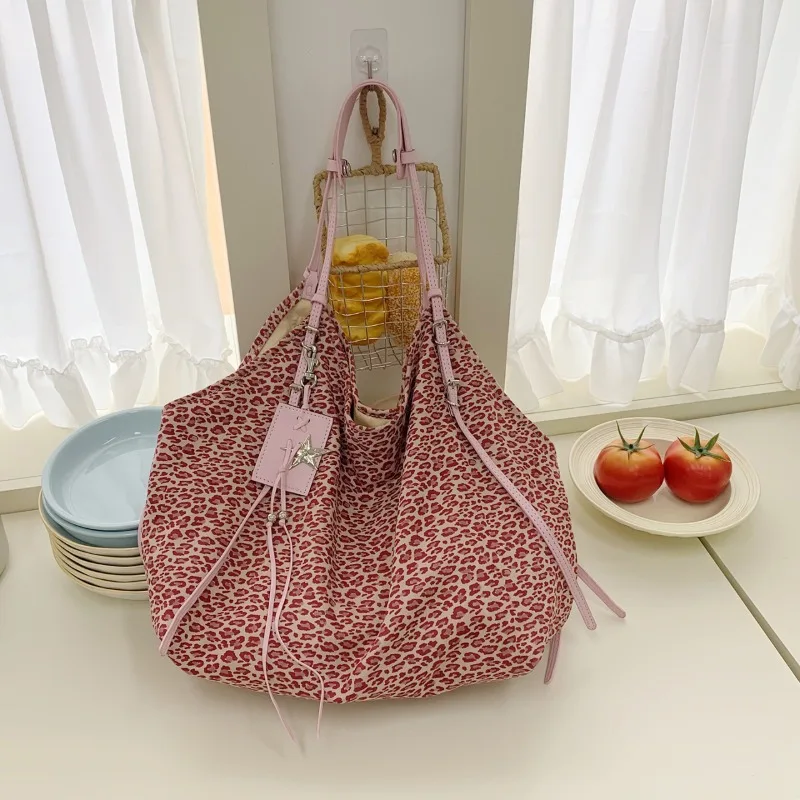 

Versatile Suede Tote Bags for Women Classic Commute Style Large Capacity Fixed Shoulder Strap Hasp Women's Shoulder Bags