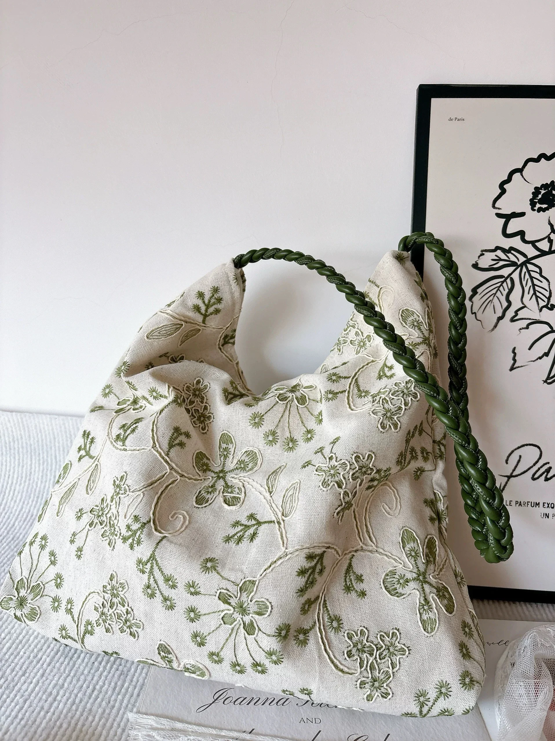

2025 New Niche Versatile Canvas Bag Chic Embroidered Cloth Bags for Women