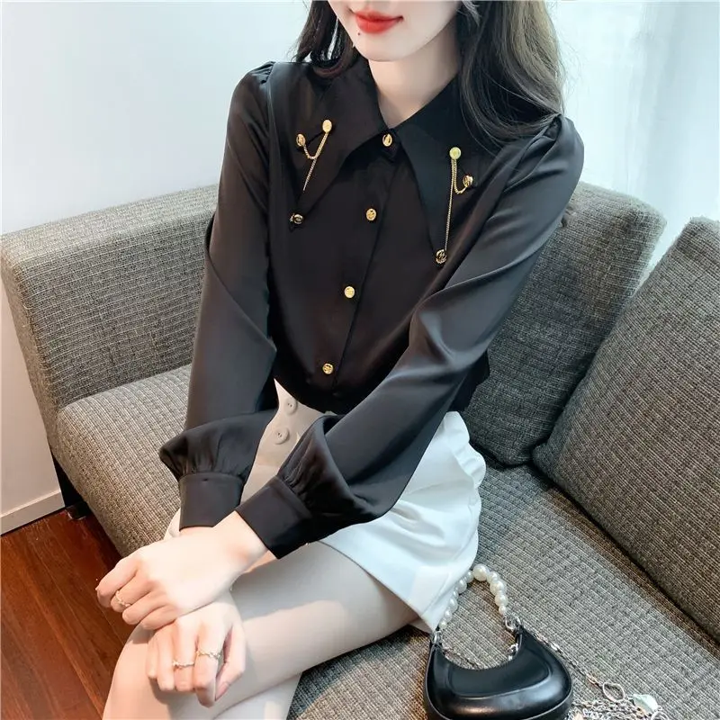 French High-end Pointed Collar Shirt for Women New Western-style Chiffon Shirt Fashionable Chain Splicing Top