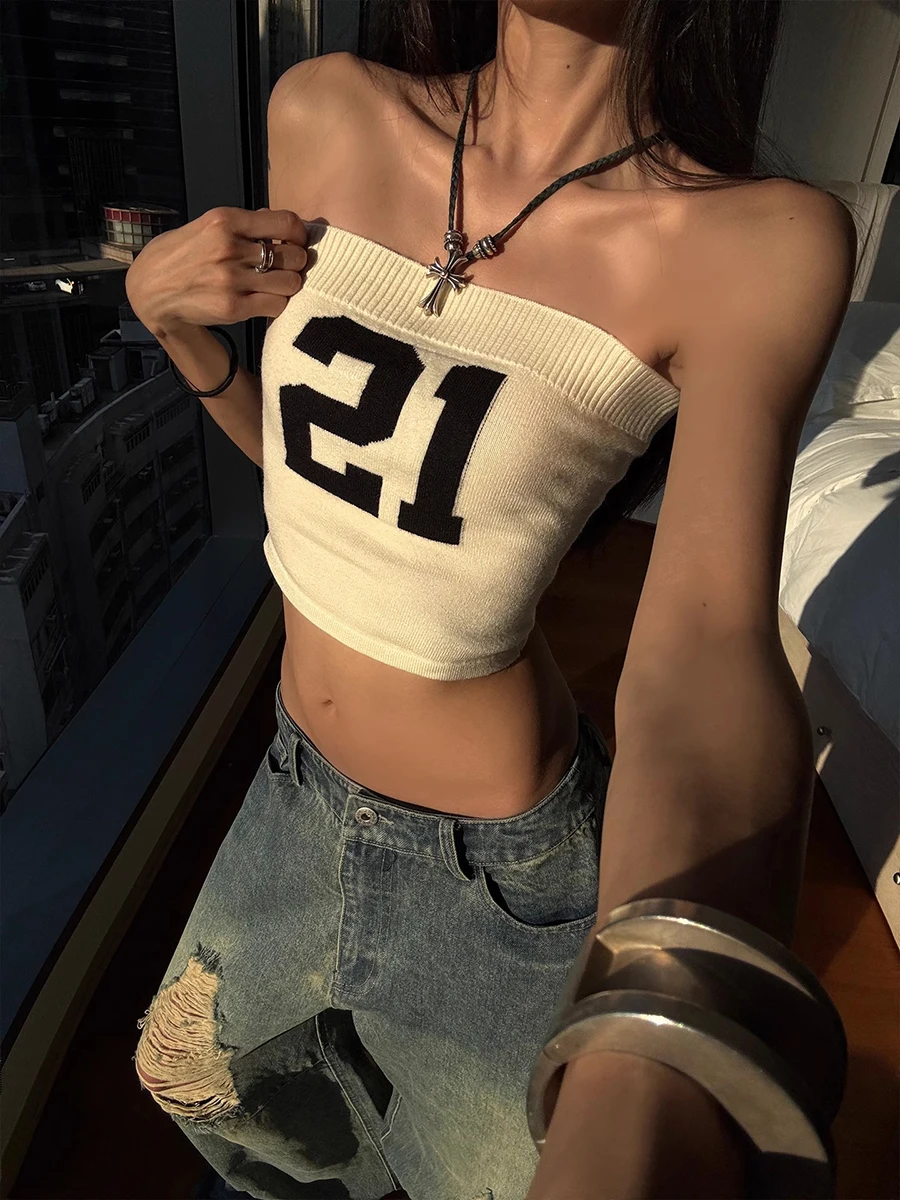 REDDACHiC Conjunto de pantalones y top de tubo para mujer, número informal # 21 Chaleco de punto, pantalones vaqueros holgados rasgados de tiro bajo, novedad en ropa de calle de Corea