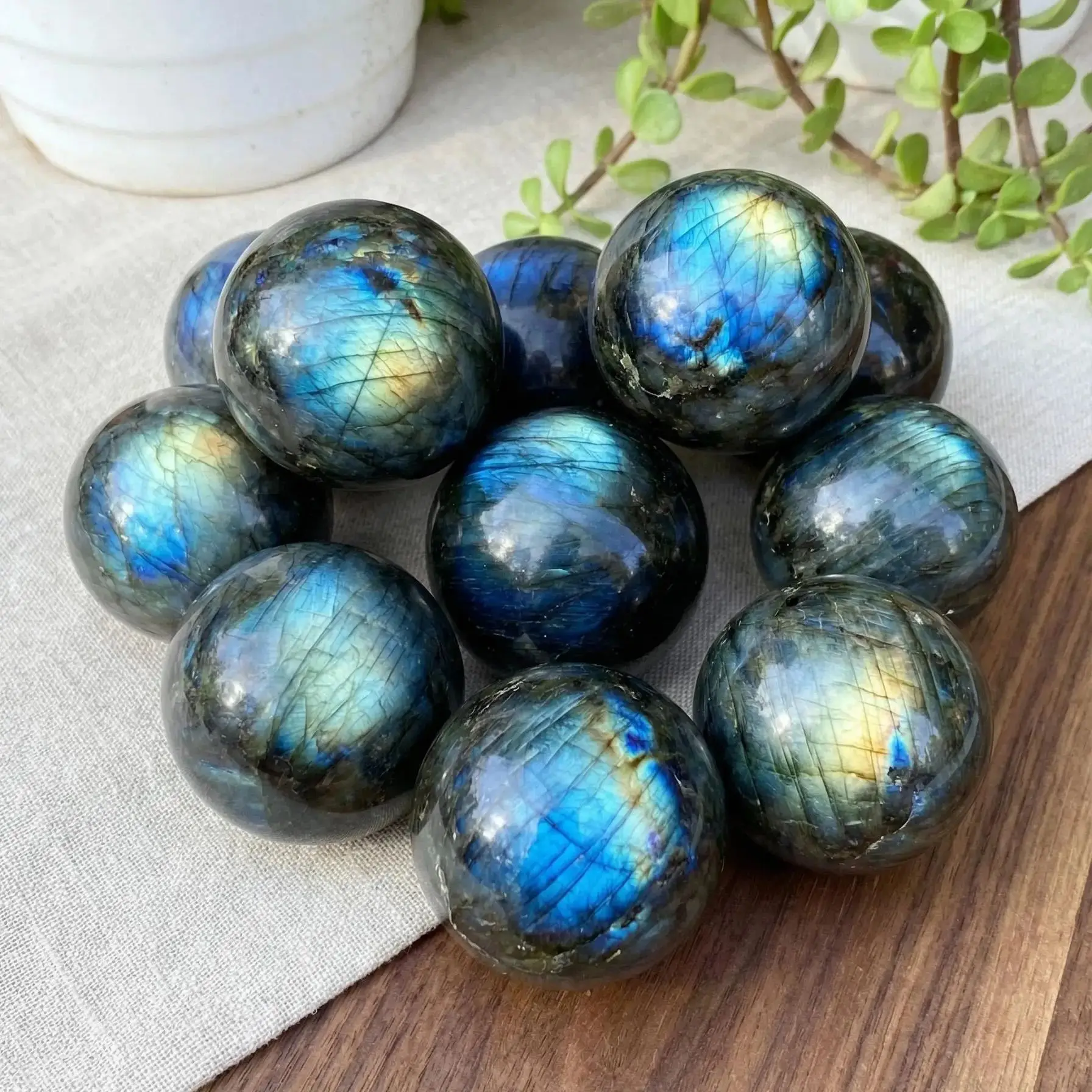 Natural Labradorite Sphere, Polished Flash Crystal Ball, Healing Energy Mineral Stone Home Meditation Decor Ornament Gift