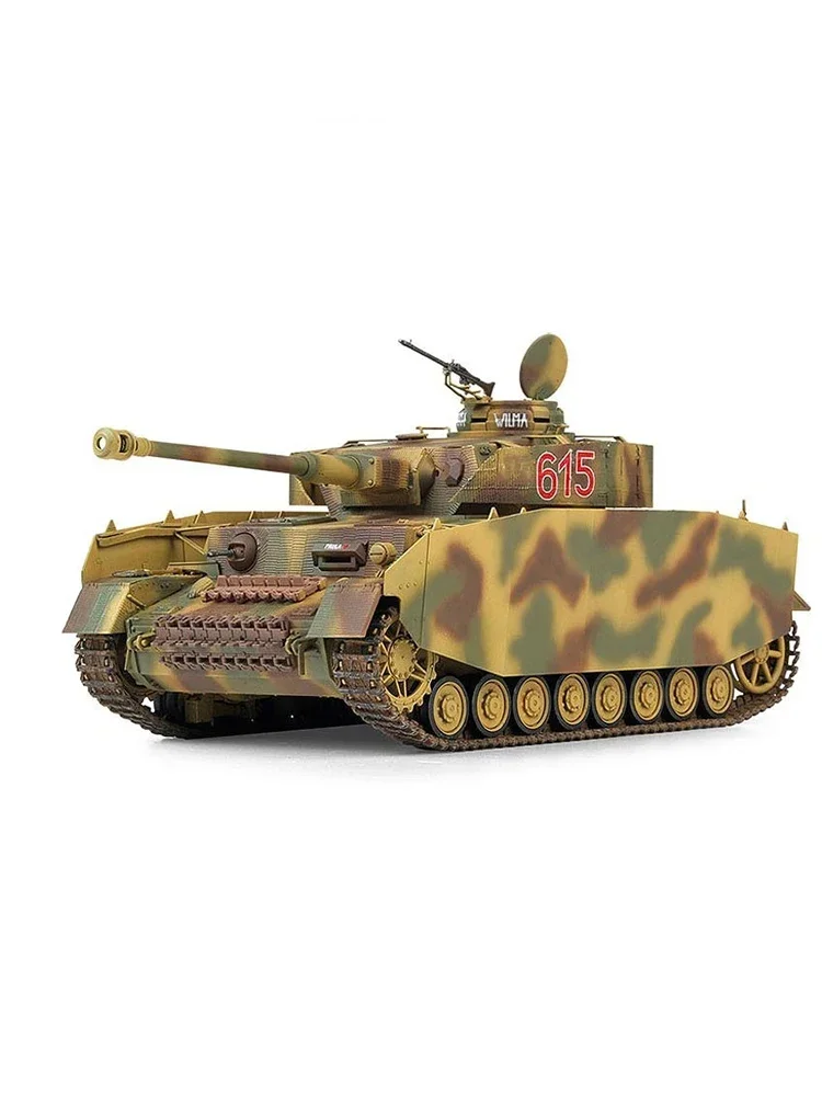 

Academy Assemble Model Kit 13516 Medium German Panzer IV Ausf. H "Ver.Mid" 1/35 Scale
