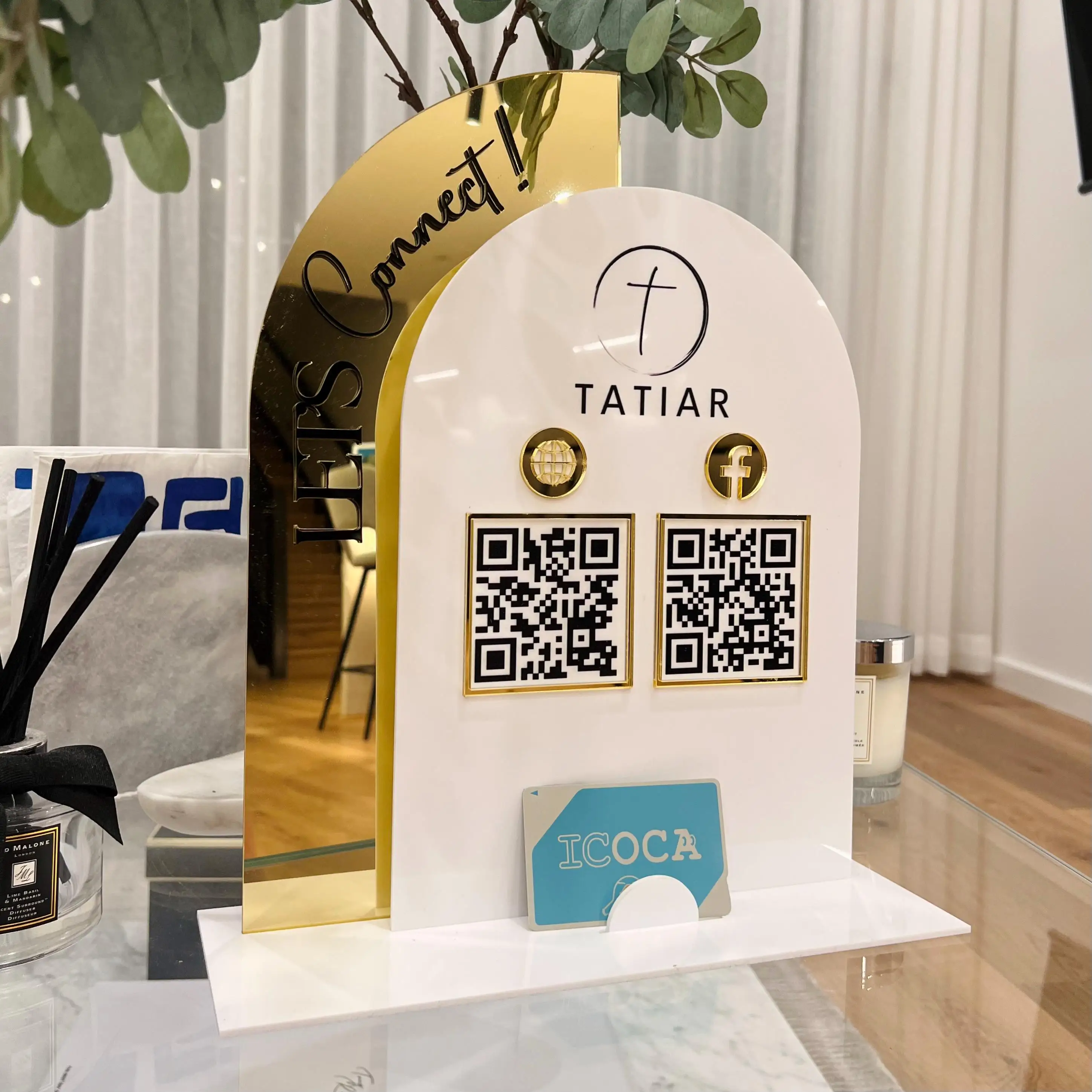 Custom 3D Arch QR Sign Elevate Your Brand Experience Acrylic Business Plaque with Integrated Card Holder for Reception Counter