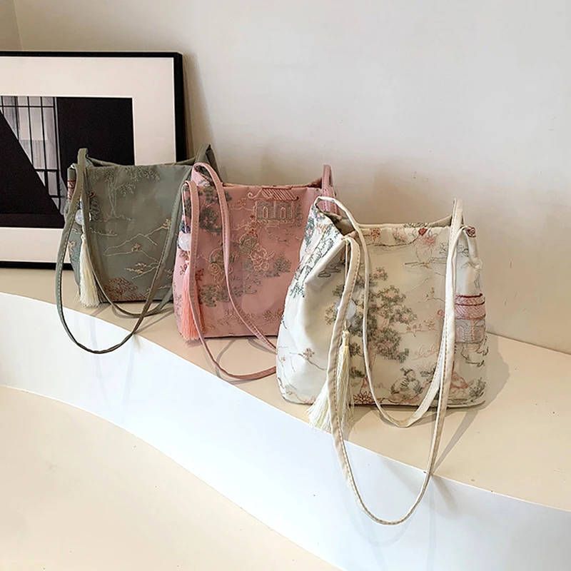Chinese Style Hanfu Bag Jacquard Retro Tassel Pendant Bucket Single Shoulder Bag Inclined Shoulder Bag 2024 New Women's Bags