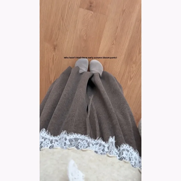بنطلون تنورة كاكي محبوك بتصميم مريح للنساء، موديل جديد لخريف وشتاء، تصميم انسيابي يُبرز الرشاقة، بنطلون تنورة كاجوال