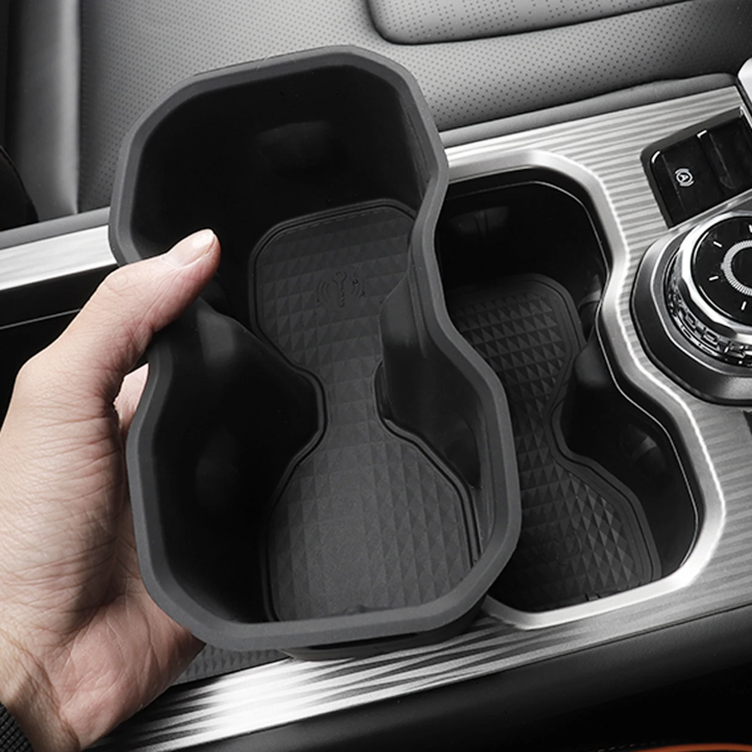 لشيري Jetour T1 2024 2025 اكسسوارات السيارات حامل الكأس بطانة إدراج حصيرة بطانة حماية من السيليكون 1 قطعة