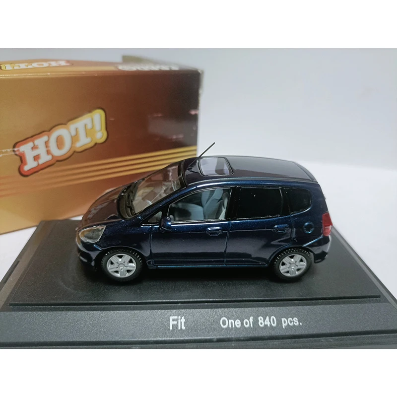 에브로 1:43 스케일 핏 재즈 메탈릭 블루 4도어 합금 스포츠카 모델 클래식 성인 기념품 선물 정적 디스플레이