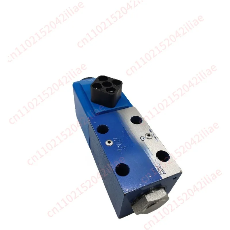 

Solenoid valve DG4V-3-2A-M-U-H7-60 2C 2B 6C